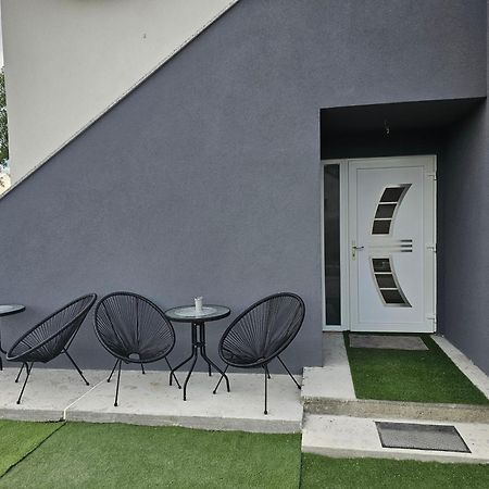 Ena1 & Ena2 -Big Free Parking Apartment Karlovac Ngoại thất bức ảnh