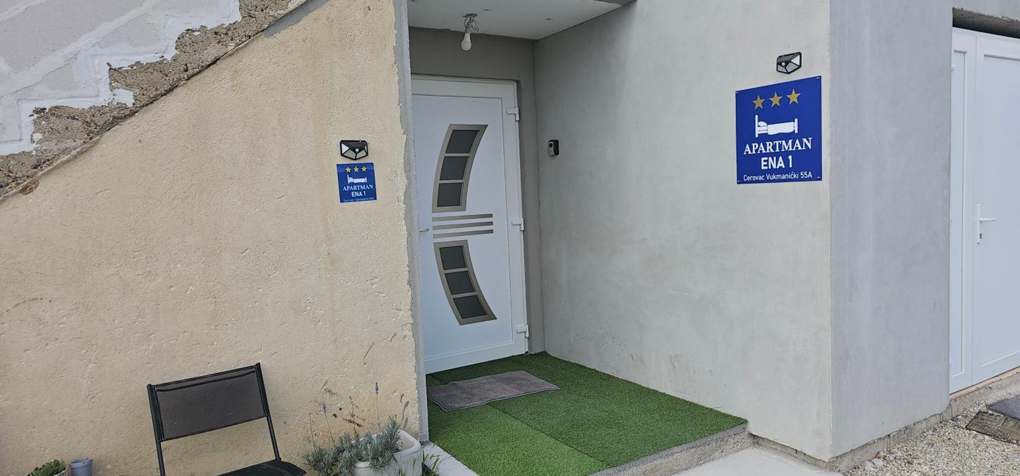 Ena1 & Ena2 -Big Free Parking Apartment Karlovac Ngoại thất bức ảnh