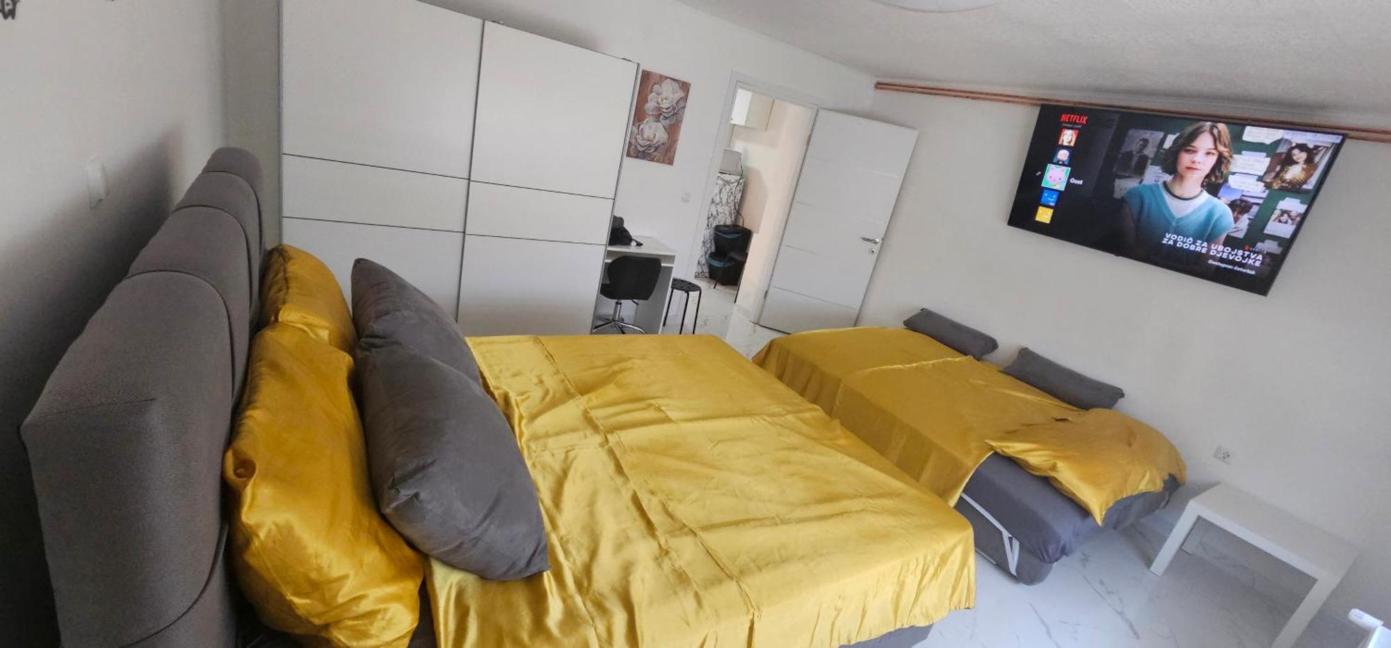 Ena1 & Ena2 -Big Free Parking Apartment Karlovac Ngoại thất bức ảnh