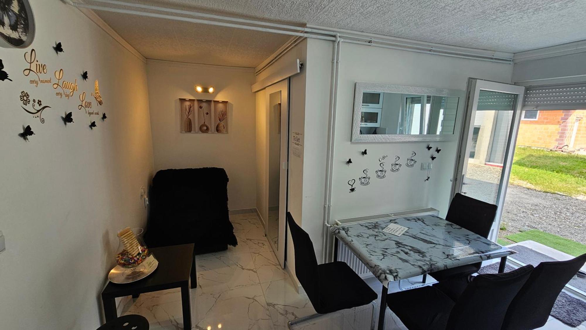Ena1 & Ena2 -Big Free Parking Apartment Karlovac Ngoại thất bức ảnh