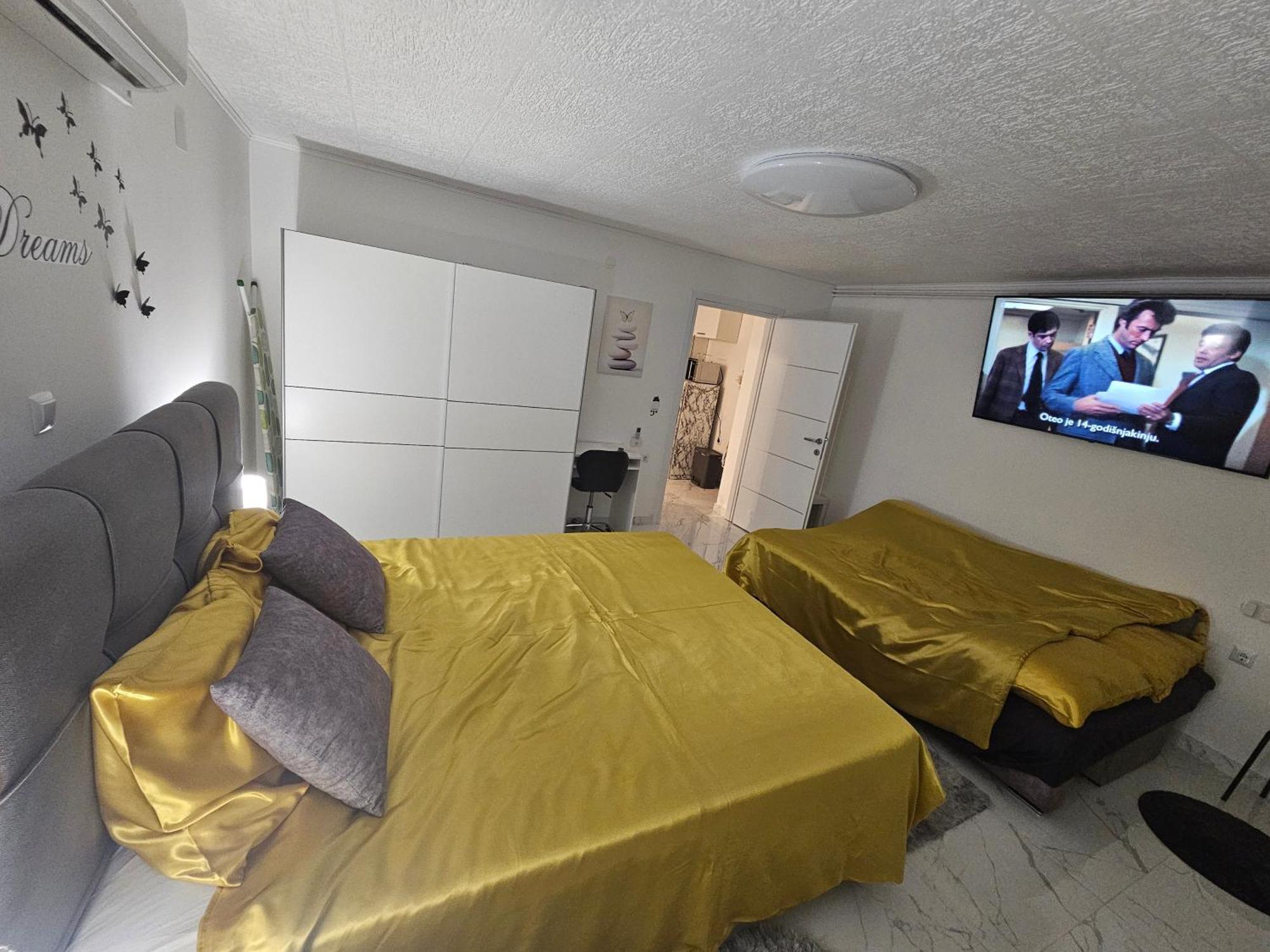 Ena1 & Ena2 -Big Free Parking Apartment Karlovac Ngoại thất bức ảnh