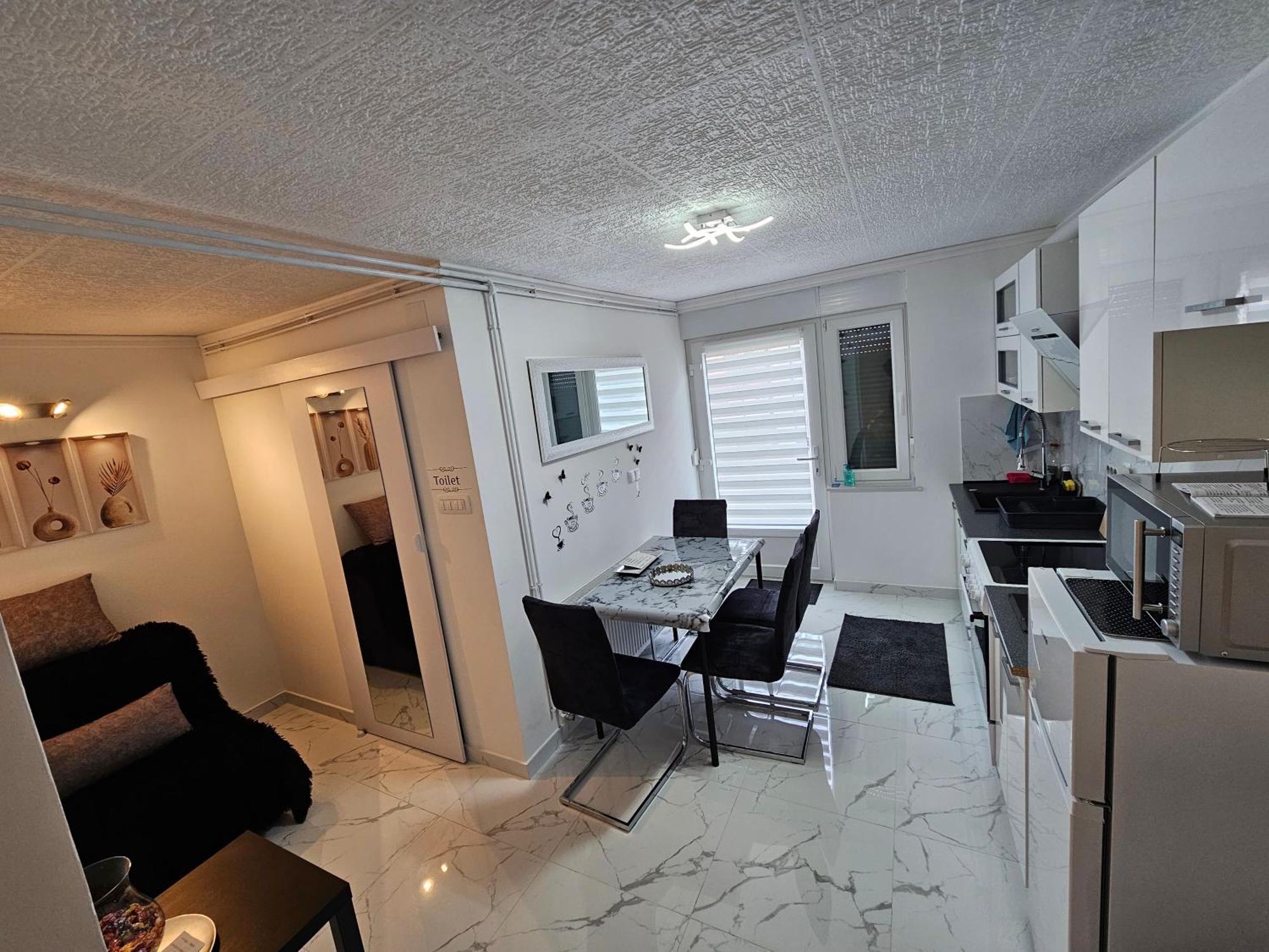 Ena1 & Ena2 -Big Free Parking Apartment Karlovac Ngoại thất bức ảnh