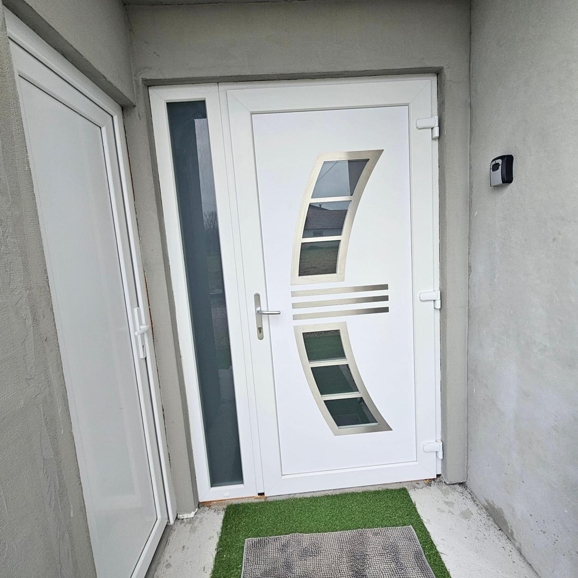 Ena1 & Ena2 -Big Free Parking Apartment Karlovac Ngoại thất bức ảnh